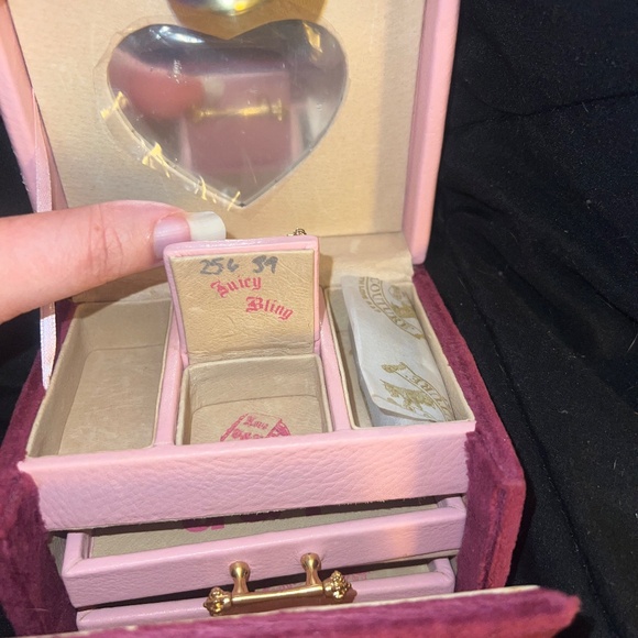 Vintage juicy couture jewelry box - Picture 3 of 4